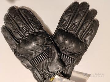 guanti in pelle moto