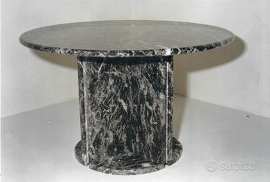 Tavoli in marmo Grigio Carnia lucido