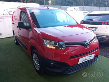 Toyota Proace 1.5D L1 D Lounge 3 posti passo lungo