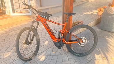E-bike giant stance e+2 pari al nuovo 