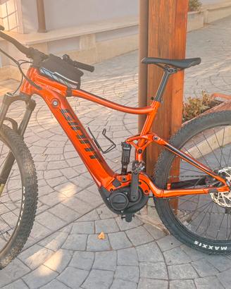 E-bike giant stance e+2 pari al nuovo 