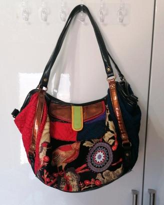 BORSA DESIGUAL 