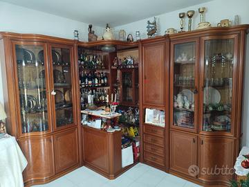 Armadio mobile soggiorno con angolo bar