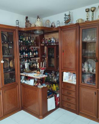 Armadio mobile soggiorno con angolo bar