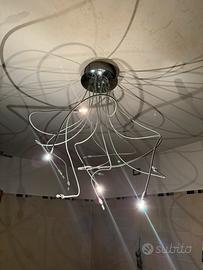 Lampadario di design regolabile