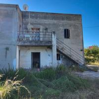 Villa indipendente a Monforte Marina (Messina)