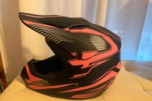 Casco integrale rosa e nero