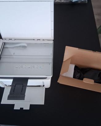 Stampante HP LaserJet Pro MFP M28w compreso toner