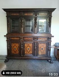 credenza rinascimentale