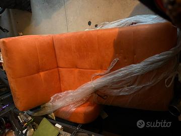 parte di un divano angolare