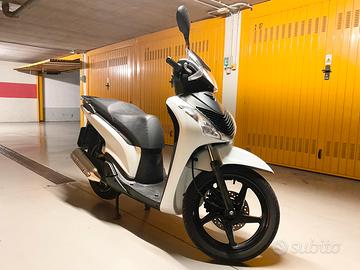 Honda SH 125i Sport