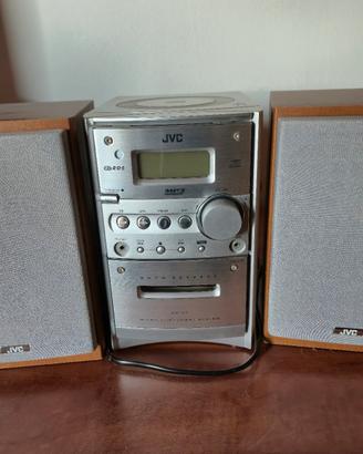 Radio, DVD, cassette