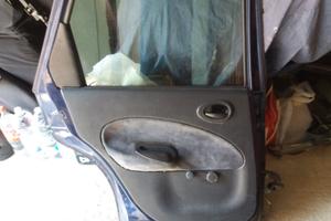 interni e portiere Ford escort 18 TD sw