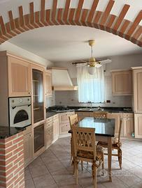 Cucina in vero legno - firmata Mobili brugnera