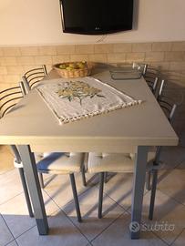 TAVOLO MODERNO +4 SEDIE