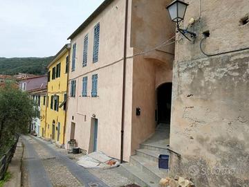Immobile in asta di 135 m² con 3 locali a Pontedas
