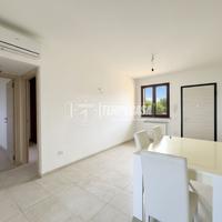 Appartamento con ingresso indipendente e vista mar