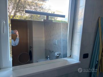 Specchio a parete per bagno