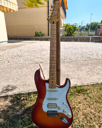 Fender Stratocaster Player 2 HSS 