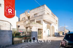 Casa indipendente Via L.Da Vinci, Martano