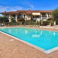 Moderna Villa a schiera con Piscina -Lonato del Ga