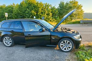Bmw 318d - pezzi di ricambio