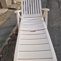 Lettino pieghevole da piscina. 