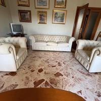 A Lecce vendiamo due salotti