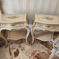 Coppia Comodini Stile Veneziano Dipinti A Mano 