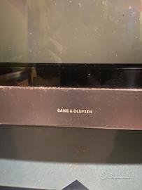Bang & Olufsen BeoVision Avant 28. Nero.
