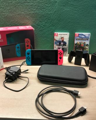 Nintendo, Custodia, Controller , Fifa e Minecraft 