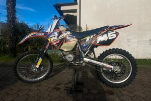 KTM 125