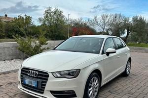  Audi A3 1600 TDI 105CV BIANCO AMALFI