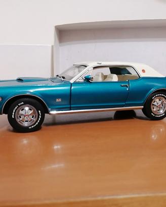 Sun Star 1:18 Mercury Cougar no Autoart Kyosho 