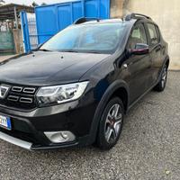 Dacia sandero stepway "techroad"-1.5 dci-2019
