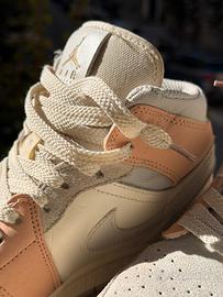 Air Jordan 1 Mid "Milan