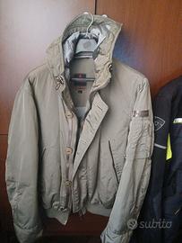 bomber/giacchetto corto con cappuccio Peuterey