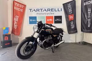 Moto Guzzi V7 V SPECIAL E5+ NERO SMERALDO - M...