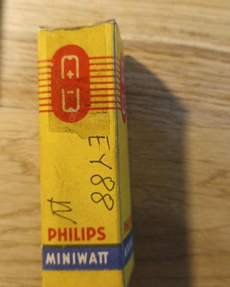 valvola Philips EY88 vintage 
