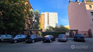 2 LOCALI A MILANO