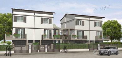 Casa indipendente di 90 m² con 5 locali e box auto