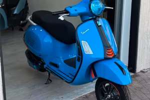 Piaggio Vespa 300 GTS hpe Supersport