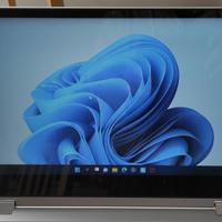 Notebook Lenovo processore Intel i5 schermo touch