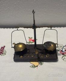 Bilancia di precisione d’epoca Tigibre