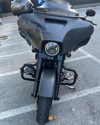 Street Glide Special 114