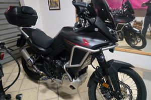 Honda Transalp 750