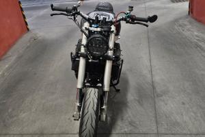 Suzuki GSX R 1100 - 1989 fmi