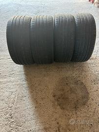 N*4 gomme estive doppia misura Nokian Tyres  R19