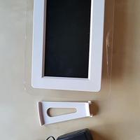 Cornice digitale Dikom