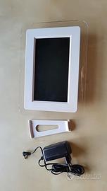 Cornice digitale Dikom